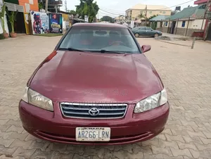 Toyota Camry 2002 Red