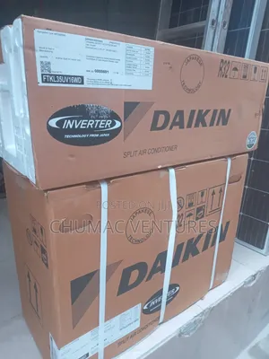 Daikin Split Unit 1.5hp Inverter.