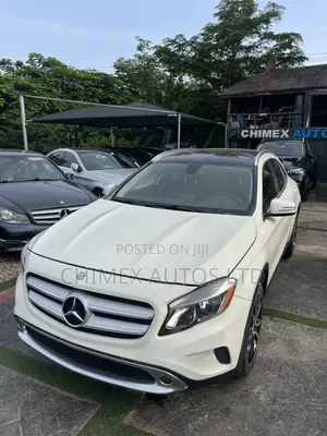 Mercedes-Benz GLA 250 2016 White