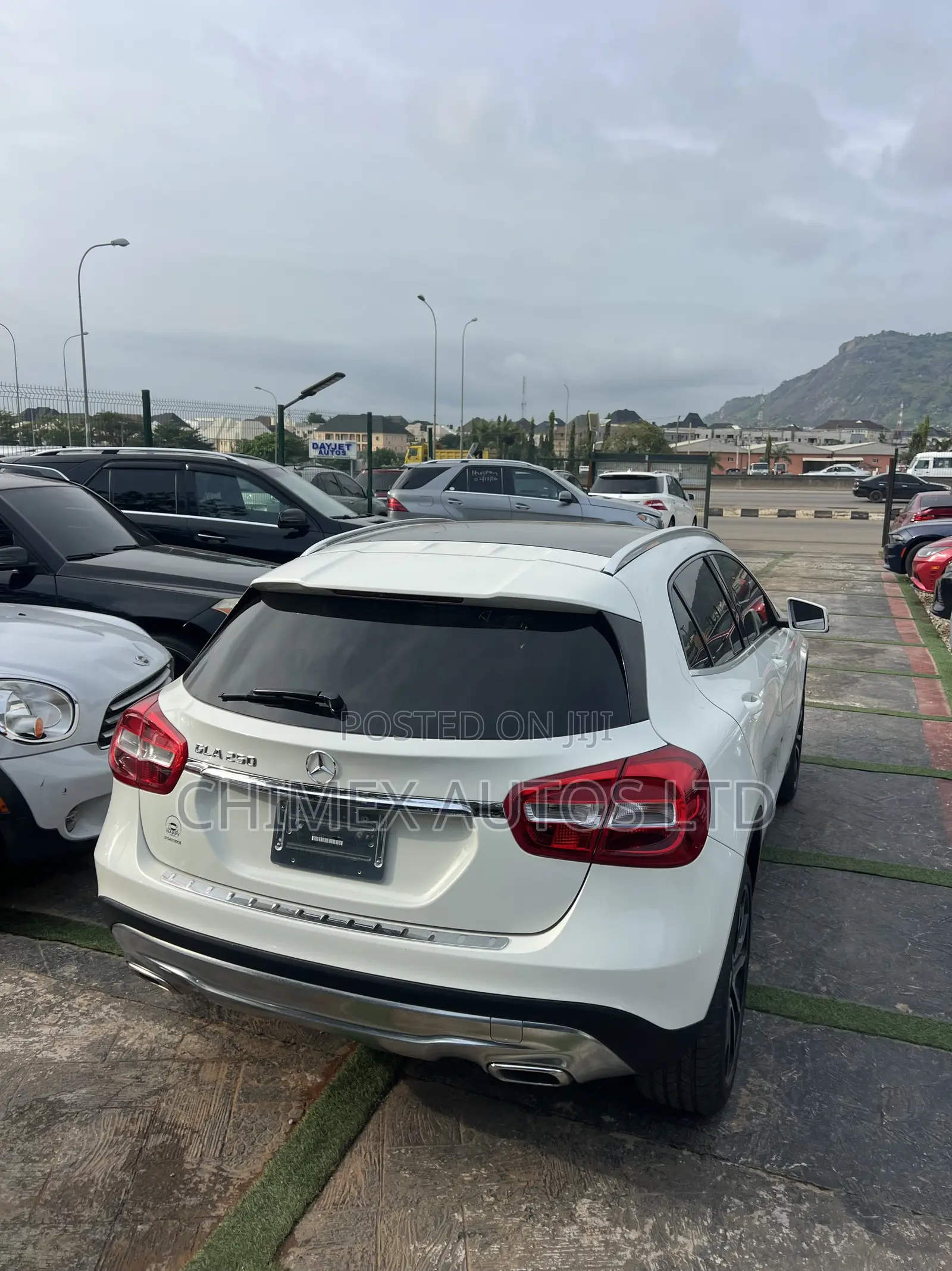 Mercedes-Benz GLA 250 2016 White
