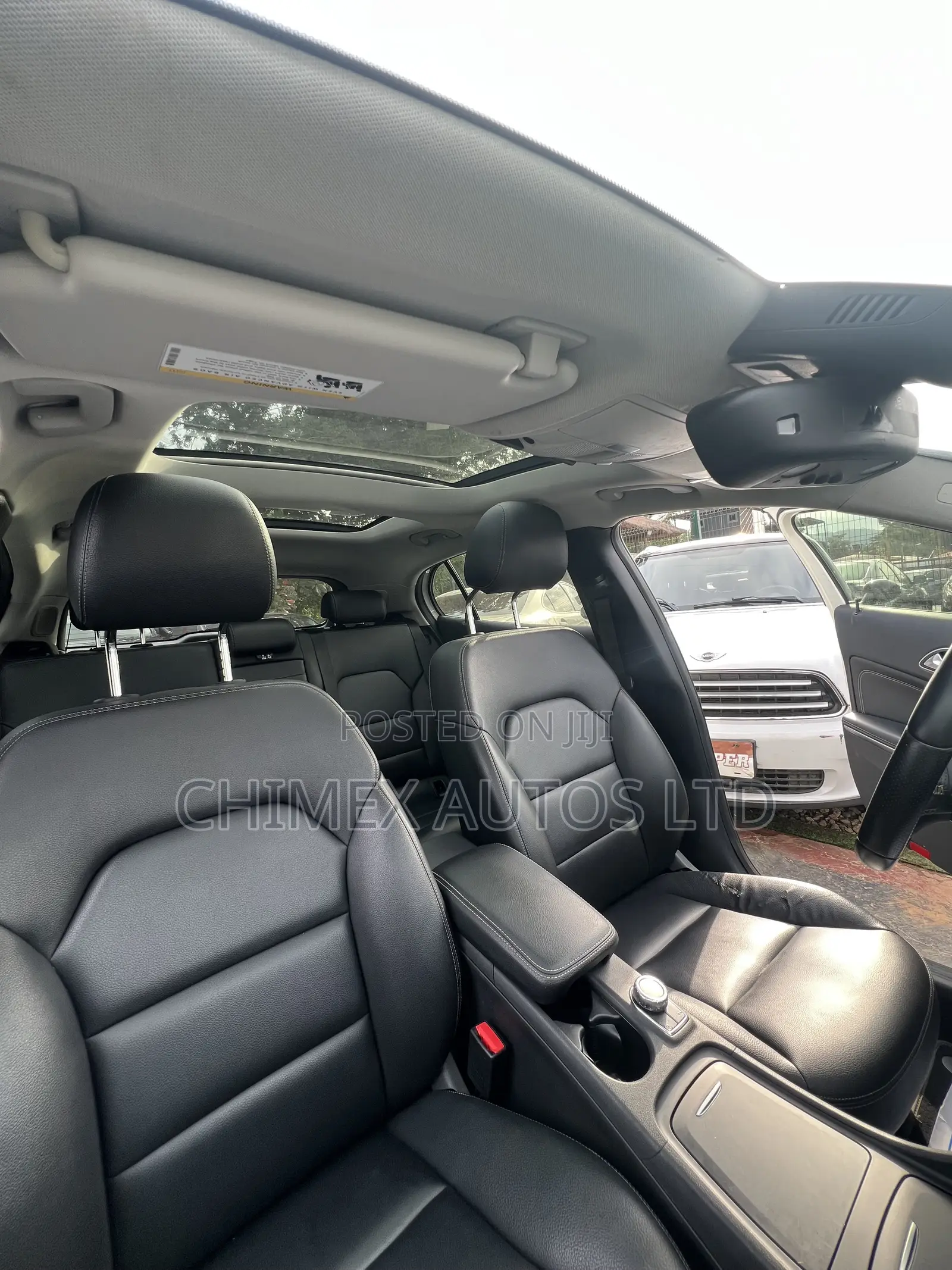 Mercedes-Benz GLA 250 2016 White