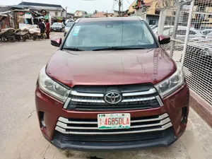 Toyota Highlander 2015 Red