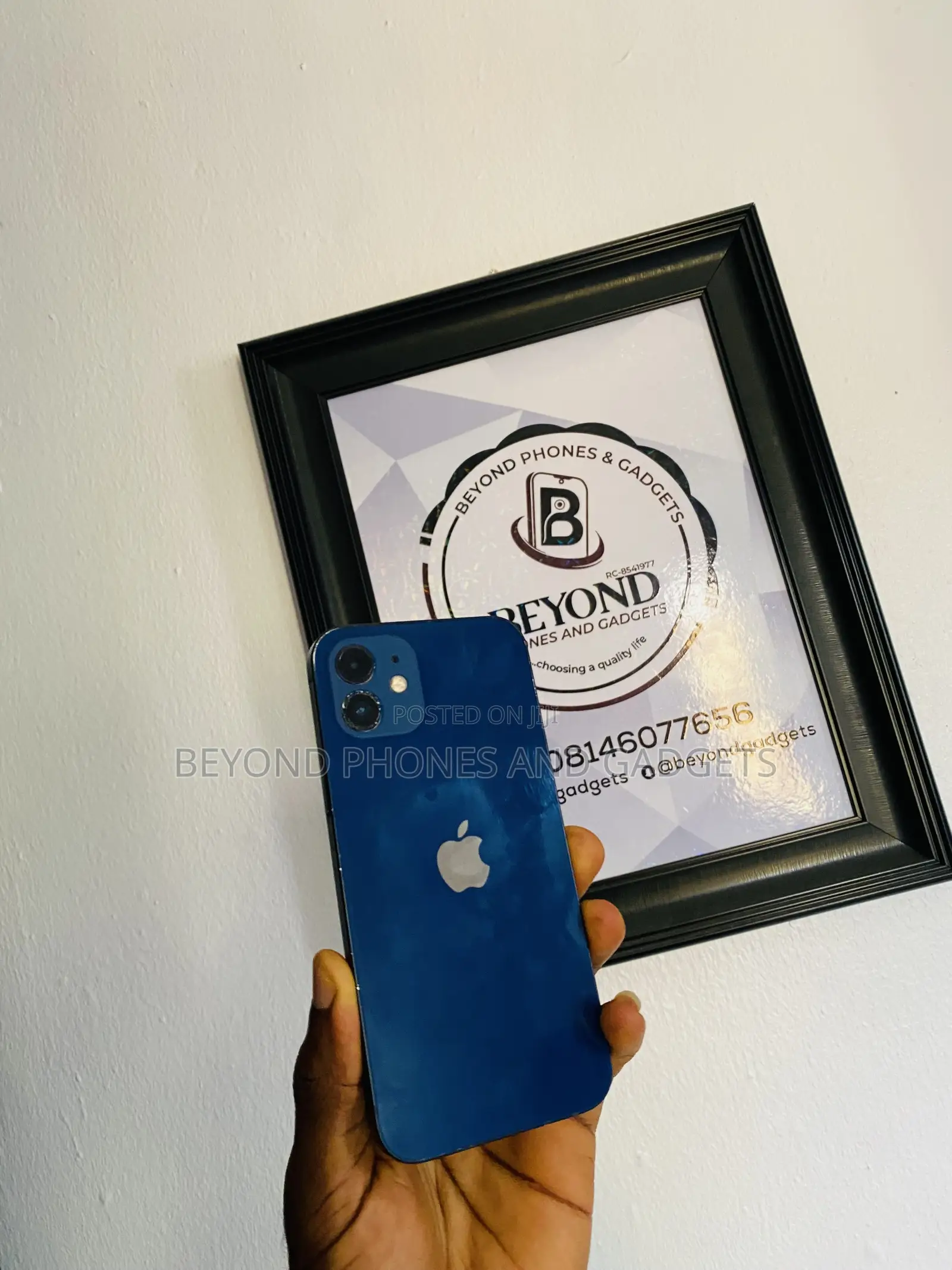 Apple iPhone 12 64 GB Blue