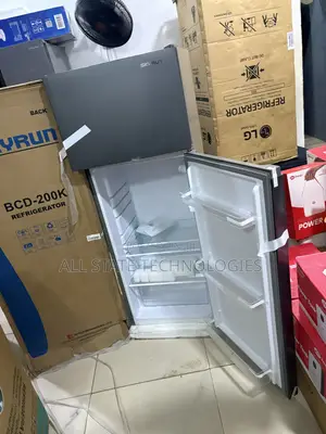 SKYRUN BCD-200K Refrigerator for Drinks and Groceries