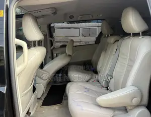 Toyota Sienna XLE 7 Passenger 2012 Black