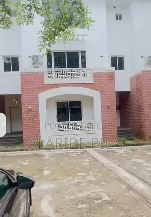 4bdrm Duplex in Estate, Jabi for rent