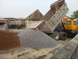 Selling of the Quarry Materials Like All Sizes of Granite