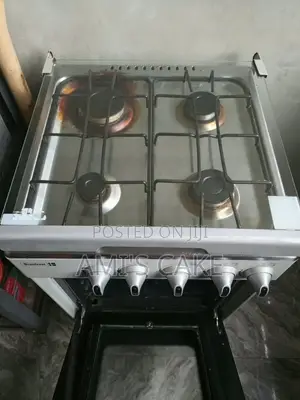 Gas Cooker With Oven and Grill