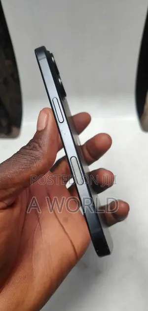 Apple iPhone 16 128 GB Black