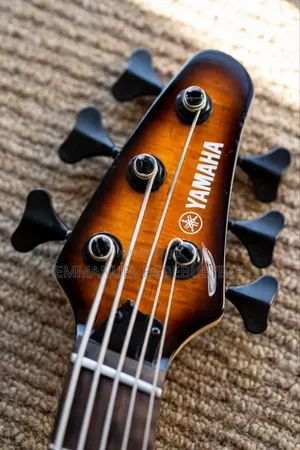 Yamaha TRBX 5-Strings Active Bass Guitar - Tobacco Sunburst