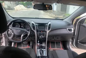 Hyundai Elantra GT 2013 Silver