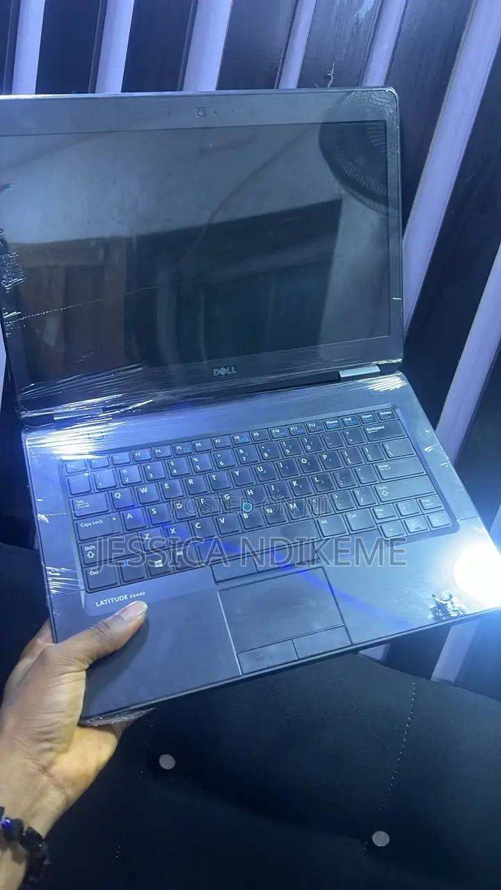 Laptop Dell Latitude 5440 8GB Intel Core i7 SSD 128GB