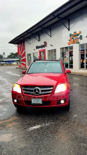 Mercedes-Benz GLK-Class 2010 Red