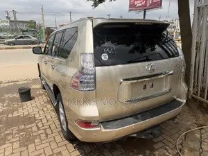 Lexus GX 2012 Gold