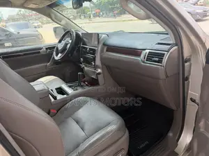 Lexus GX 2012 Gold