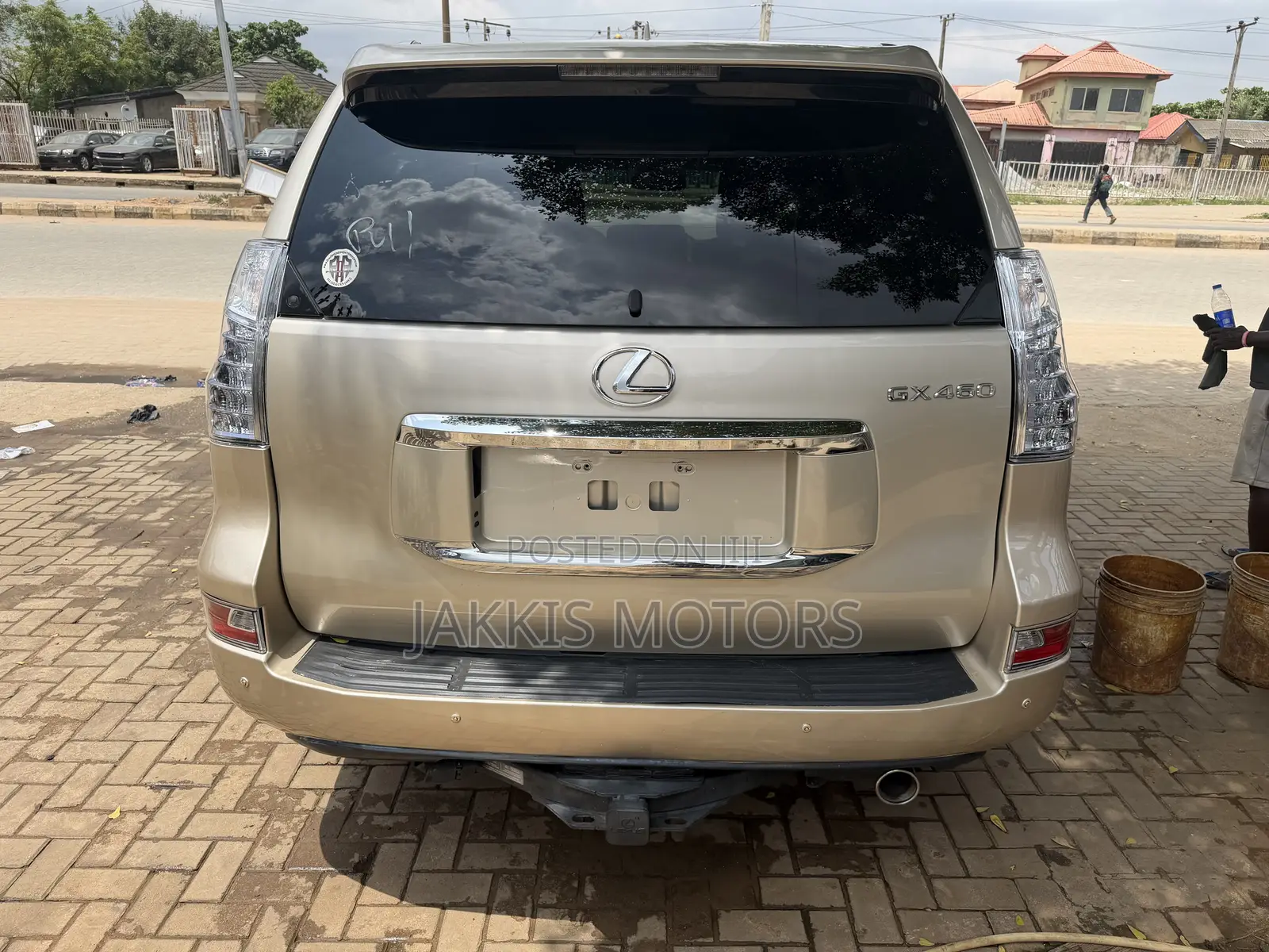 Lexus GX 2012 Gold