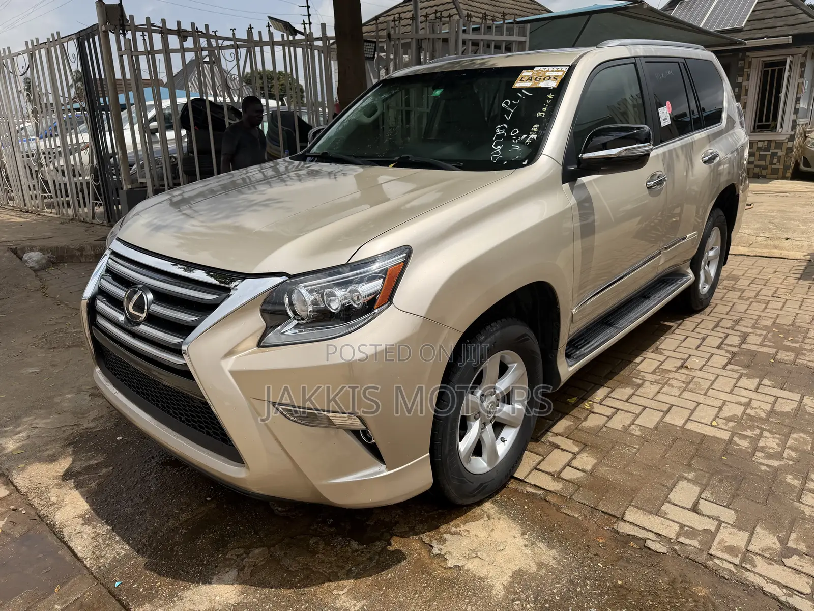 Lexus GX 2012 Gold