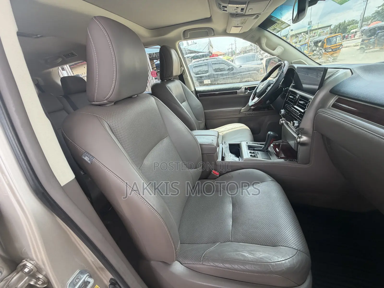 Lexus GX 2012 Gold