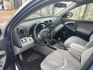 Toyota RAV4 2011 Blue