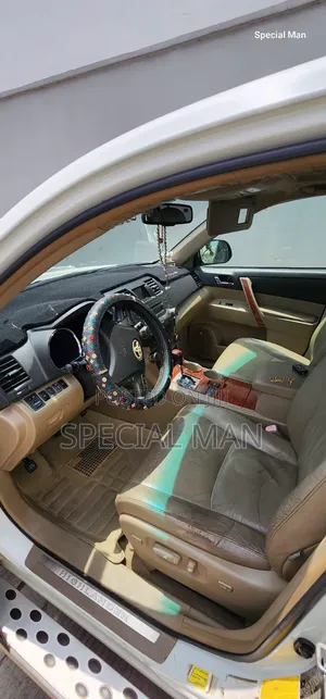 Toyota Highlander 2010 White