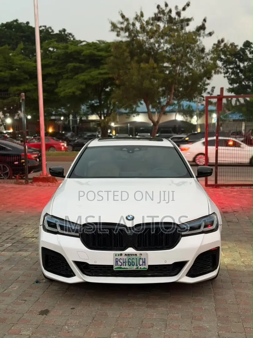 BMW 540i 2019 White