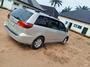 Toyota Sienna LE FWD 2006 Silver