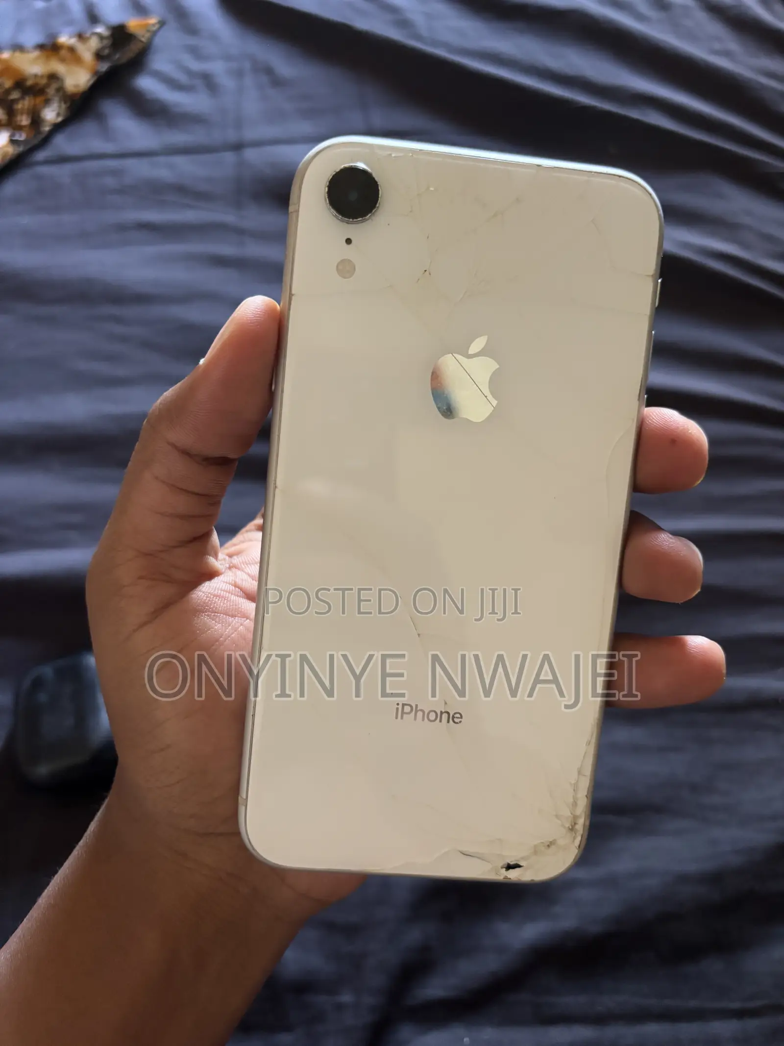 Apple iPhone XR 64 GB White