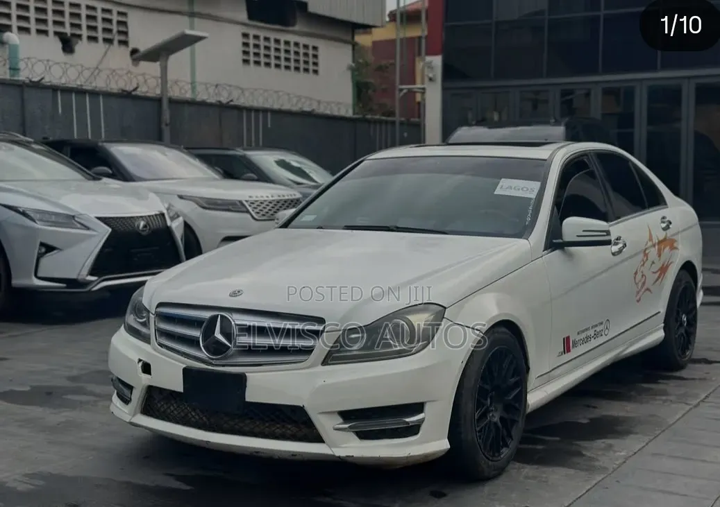 Mercedes-Benz C300 2009 White