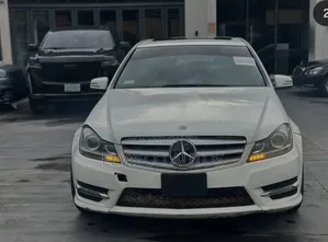 Mercedes-Benz C300 2009 White