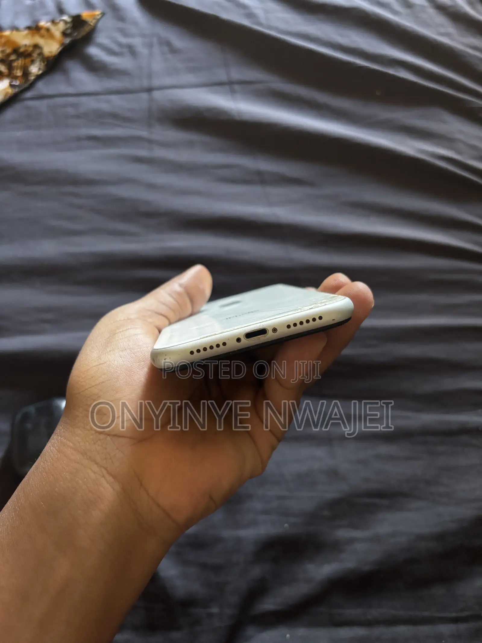 Apple iPhone XR 64 GB White