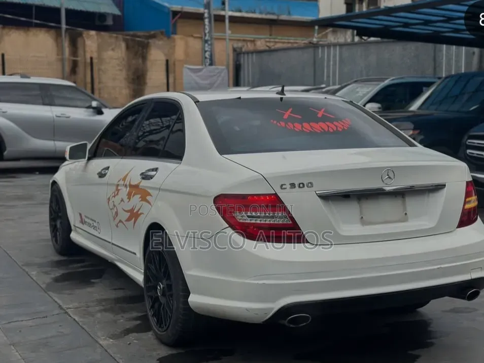 Mercedes-Benz C300 2009 White