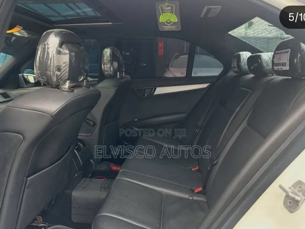 Mercedes-Benz C300 2009 White