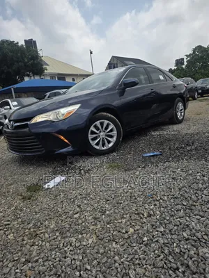 Toyota Camry LE 4dr Sedan (2.5L 4cyl 6A) 2016 Blue