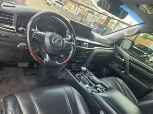 Lexus LS 2018 Black