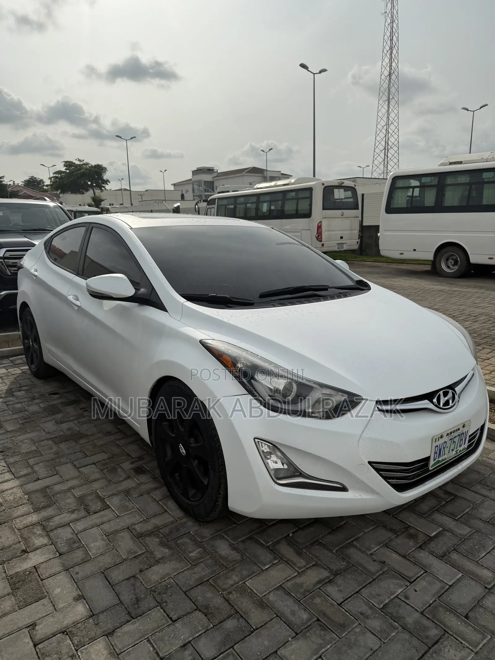 Hyundai Elantra 2012 White