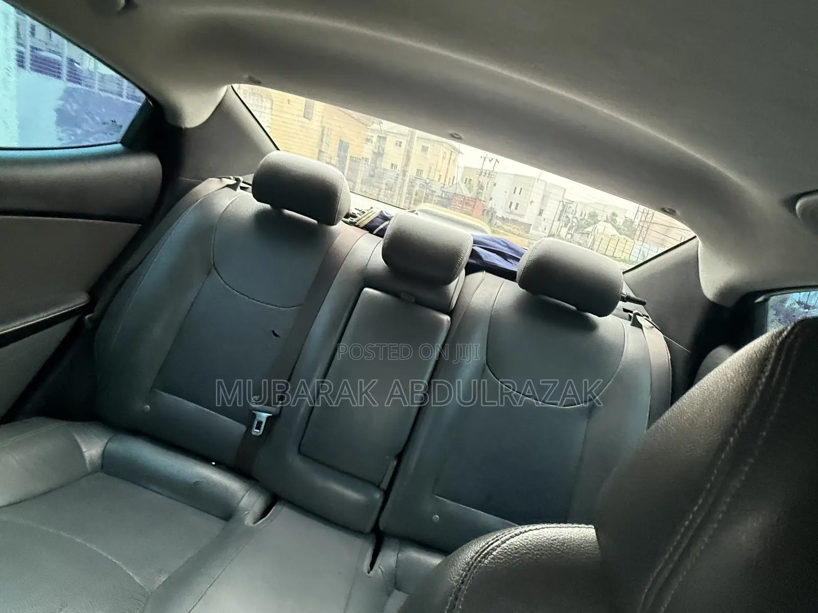 Hyundai Elantra 2012 White