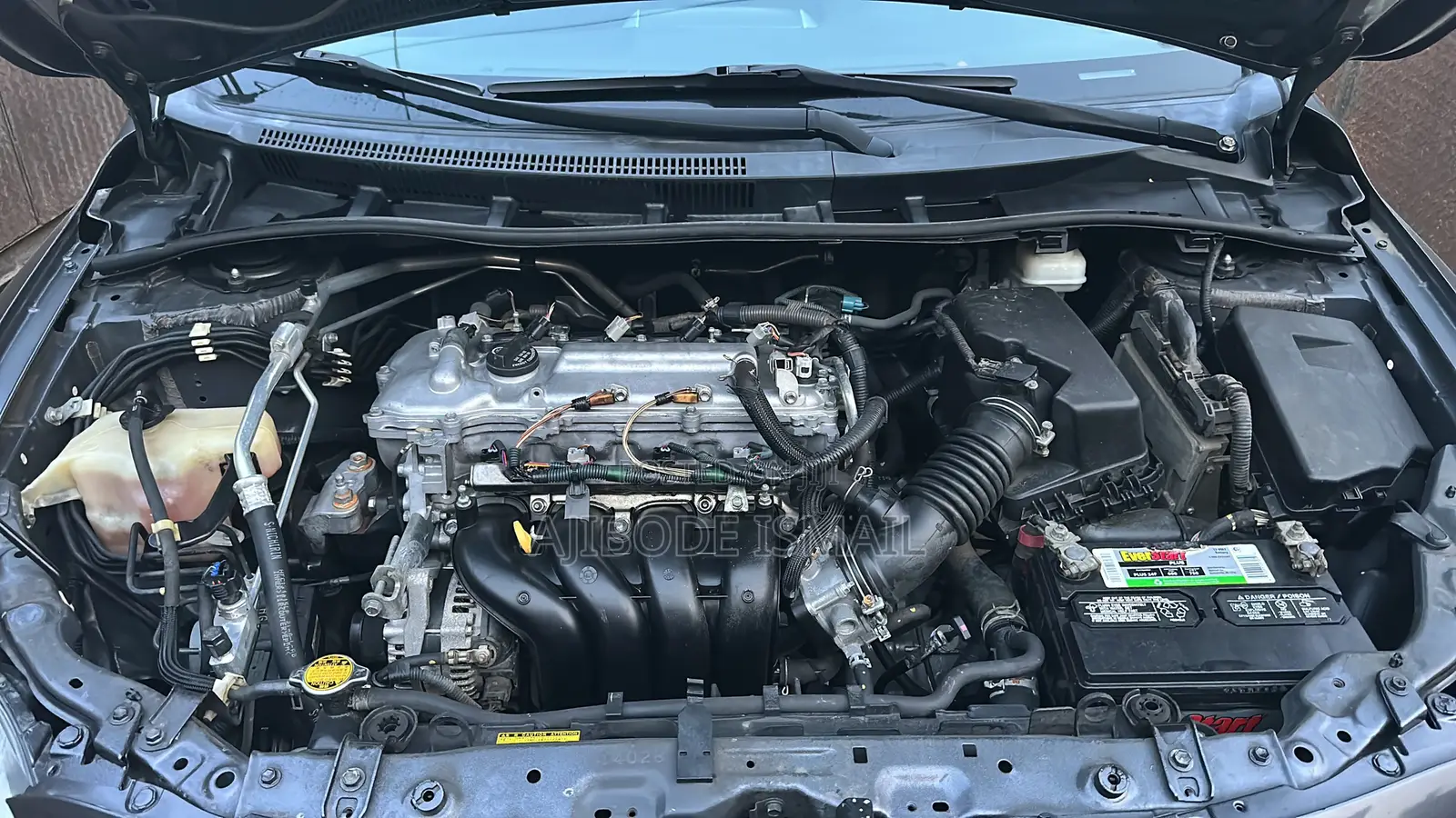 Toyota Corolla 2010 Gray