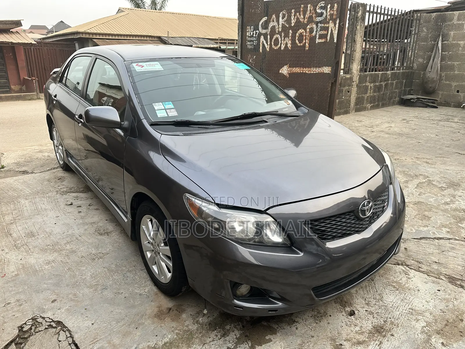Toyota Corolla 2010 Gray