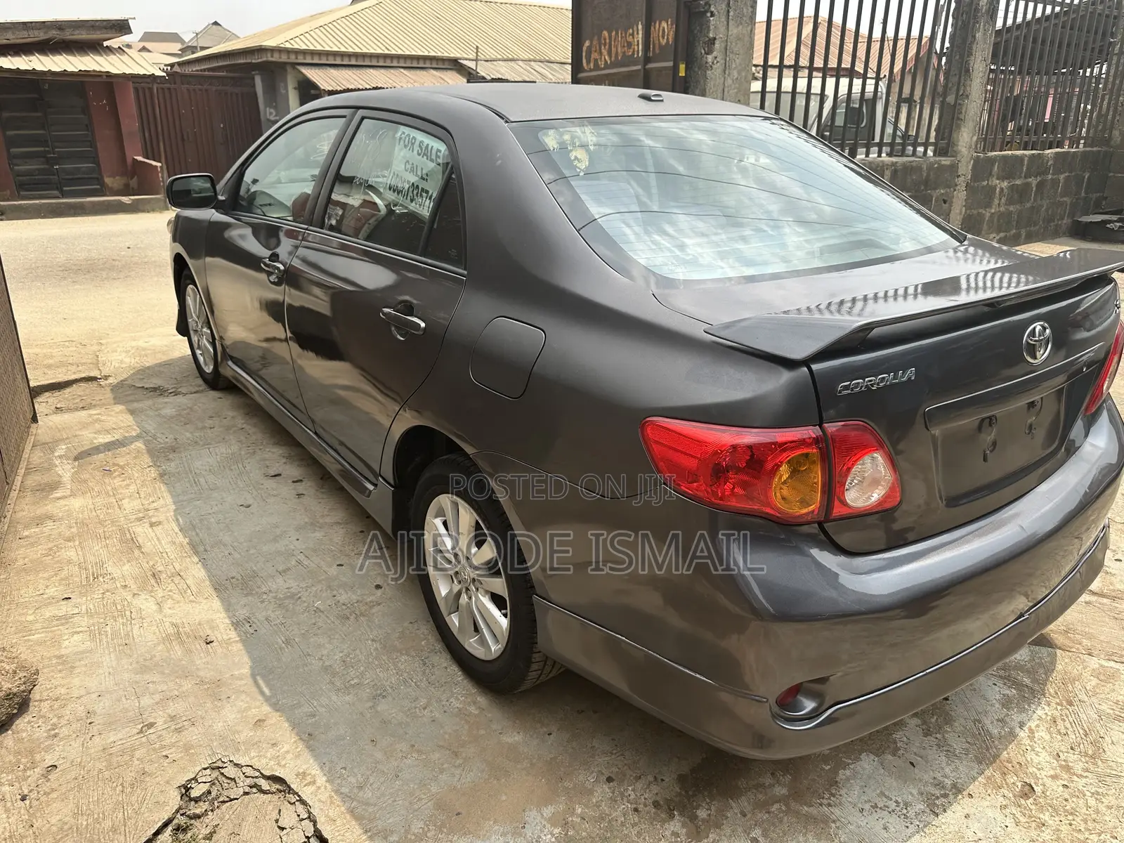 Toyota Corolla 2010 Gray