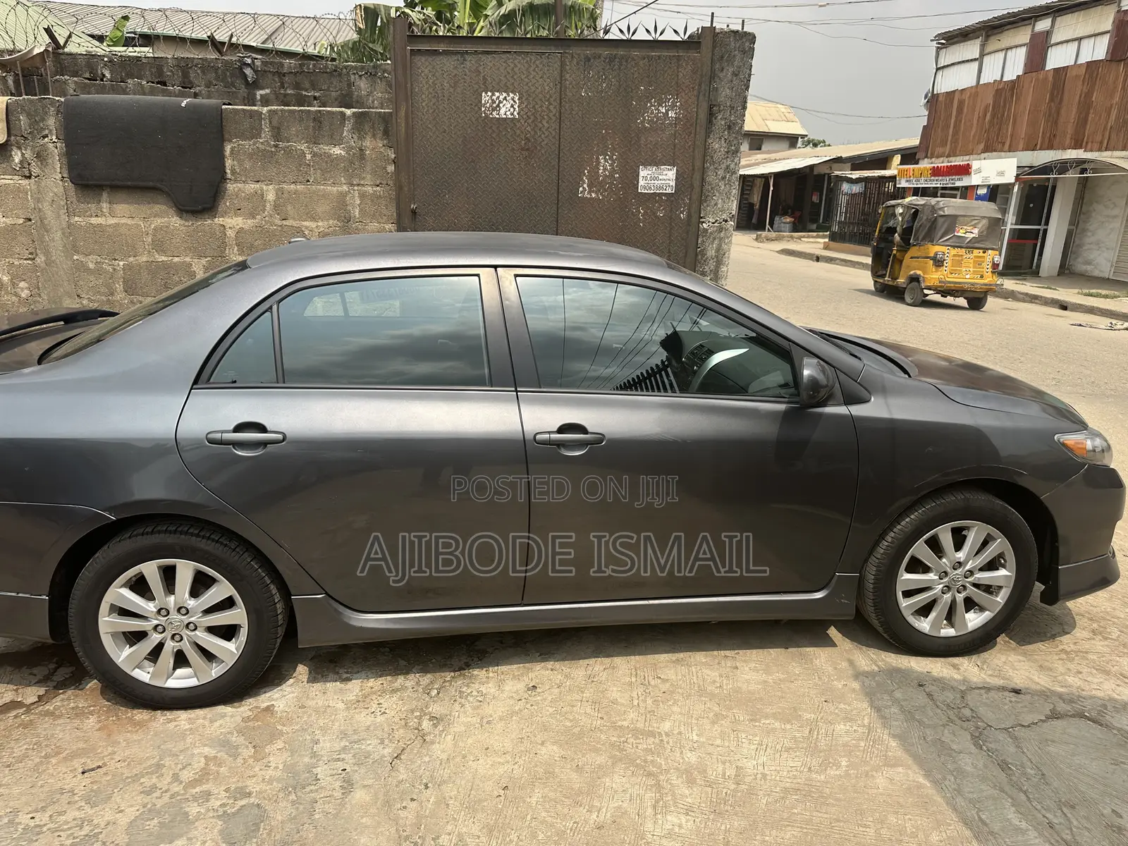 Toyota Corolla 2010 Gray