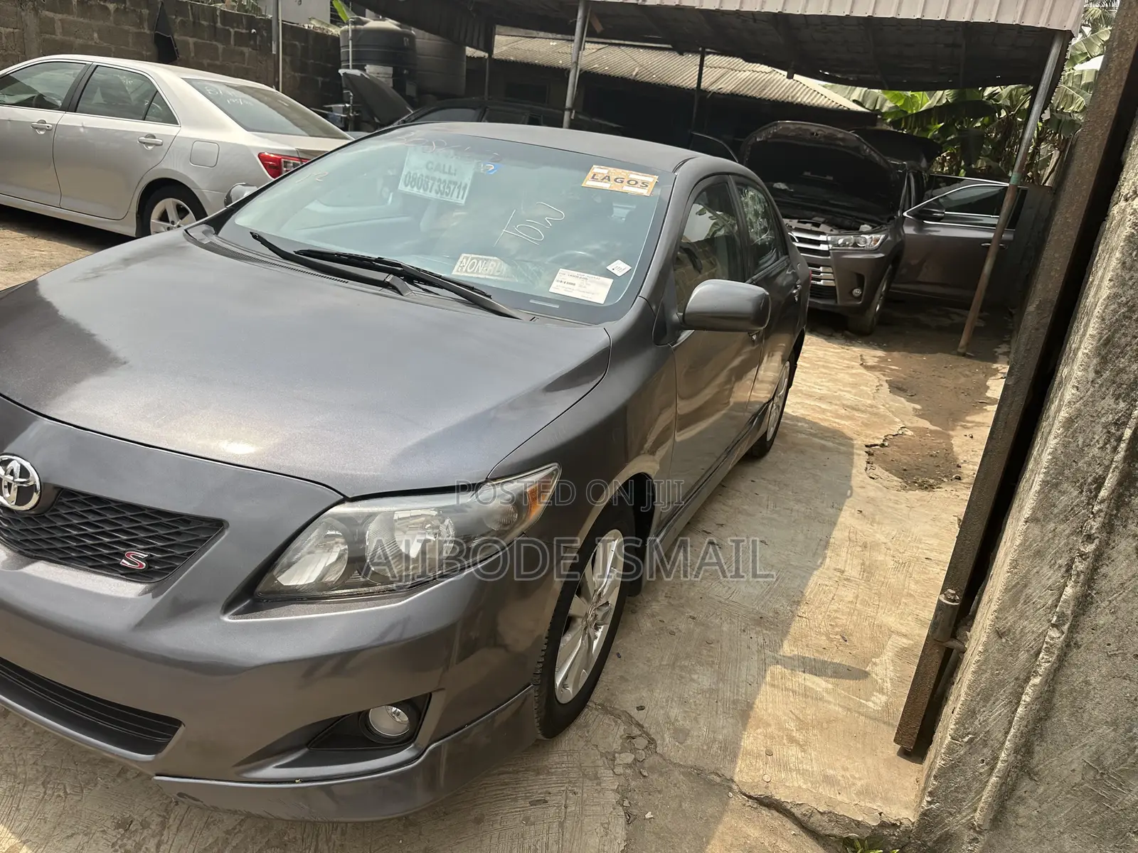 Toyota Corolla 2010 Gray