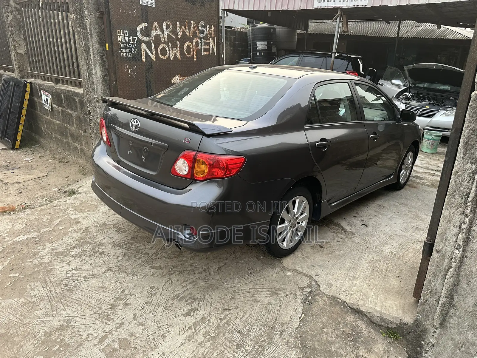 Toyota Corolla 2010 Gray