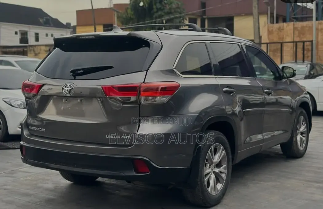 Toyota Highlander 2015 Gray
