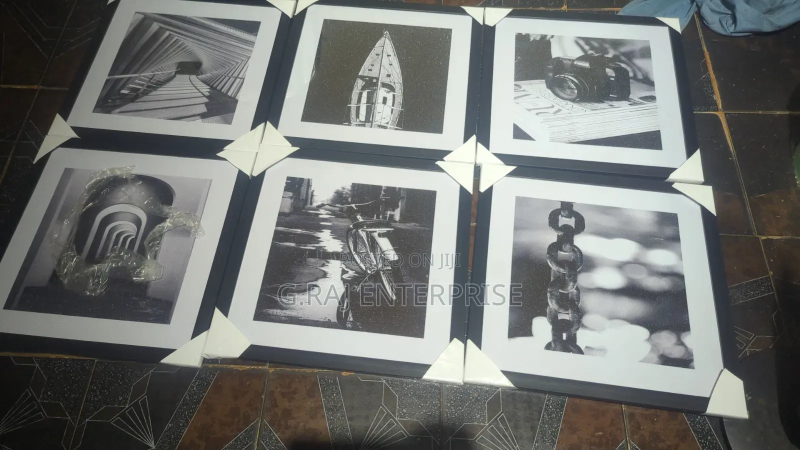 20/30 Wall Art Frame With Pay on Delivery