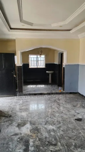 3bdrm Bungalow in City College, Karu for rent