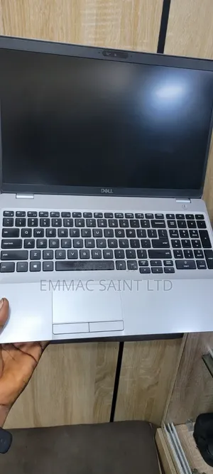 Laptop Dell Precision 3550 16GB Intel Core i5 SSD 256GB