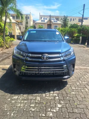 Toyota Highlander XLE 4dr SUV AWD (3.5L 6cyl 6A) 2015 Blue