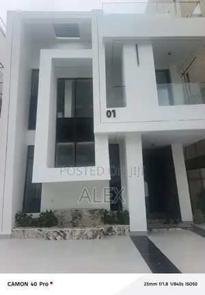5bdrm Duplex in Parkview Estate for rent