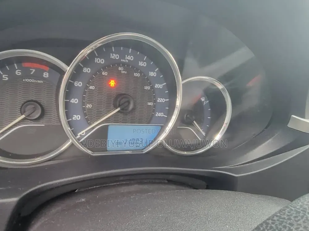 Toyota Corolla 2015 Gray