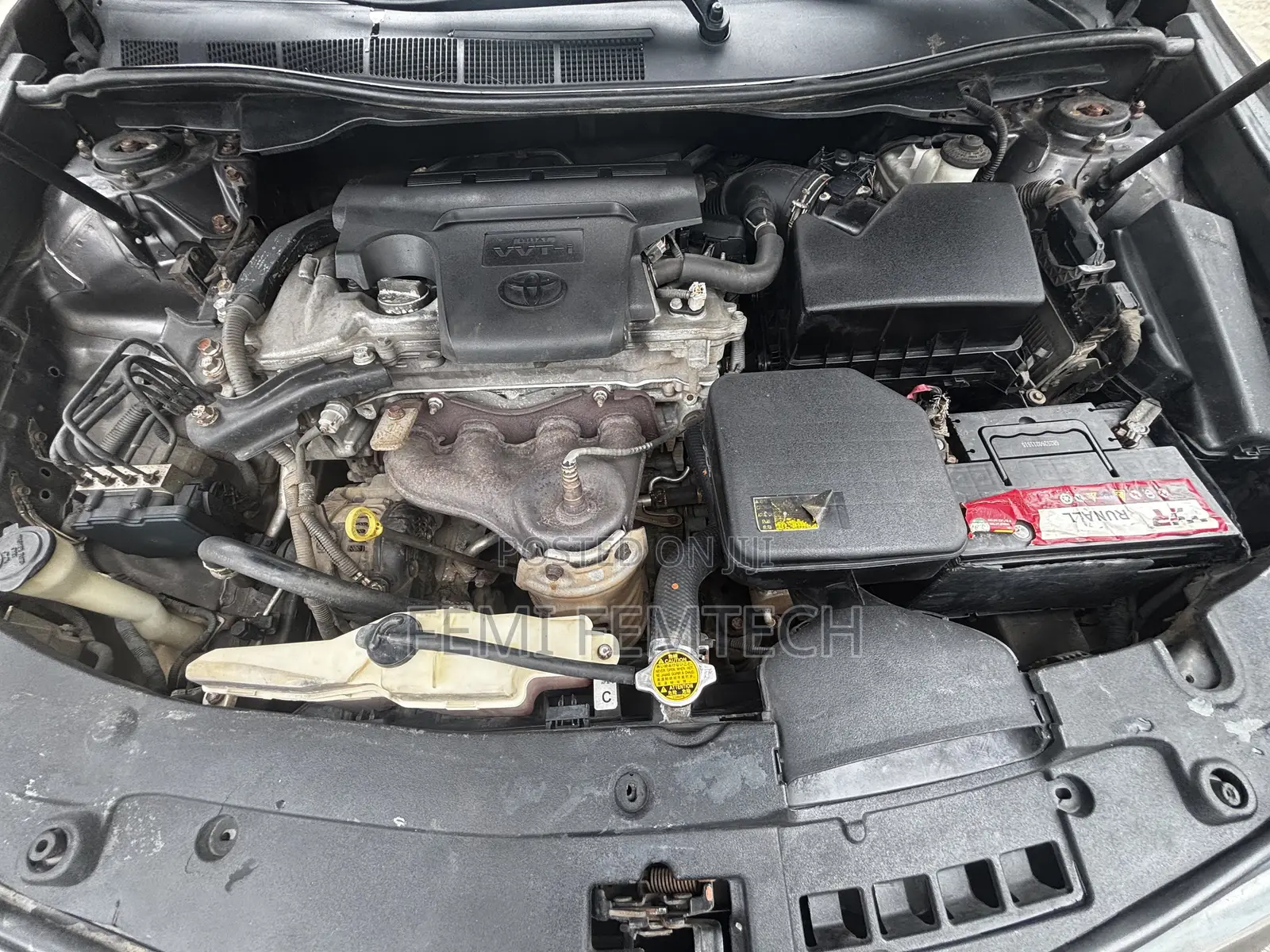Toyota Camry LE 4dr Sedan (2.5L 4cyl 6A) 2013 Gray